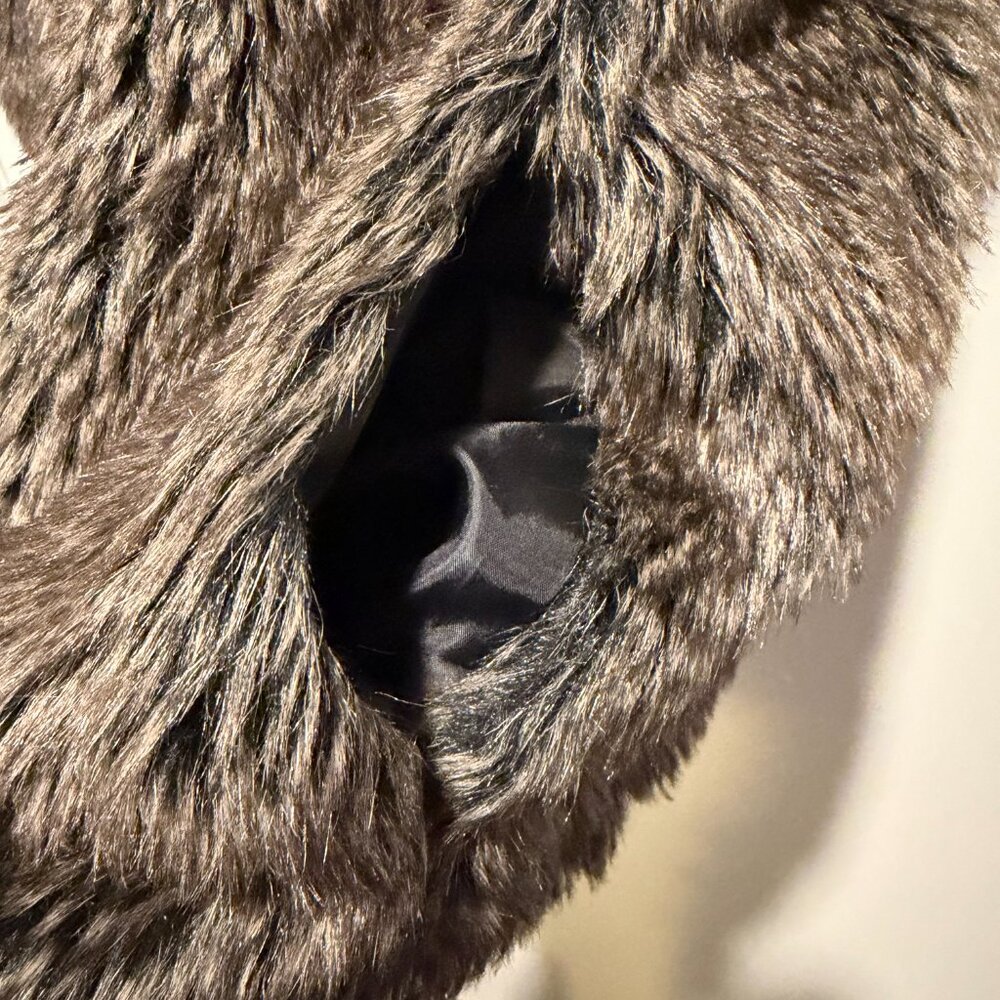 Ava & Viv Brown Faux Fur Vest – Medium – Soft Plush Layering Piece w/ Pockets - Picture 6 of 8